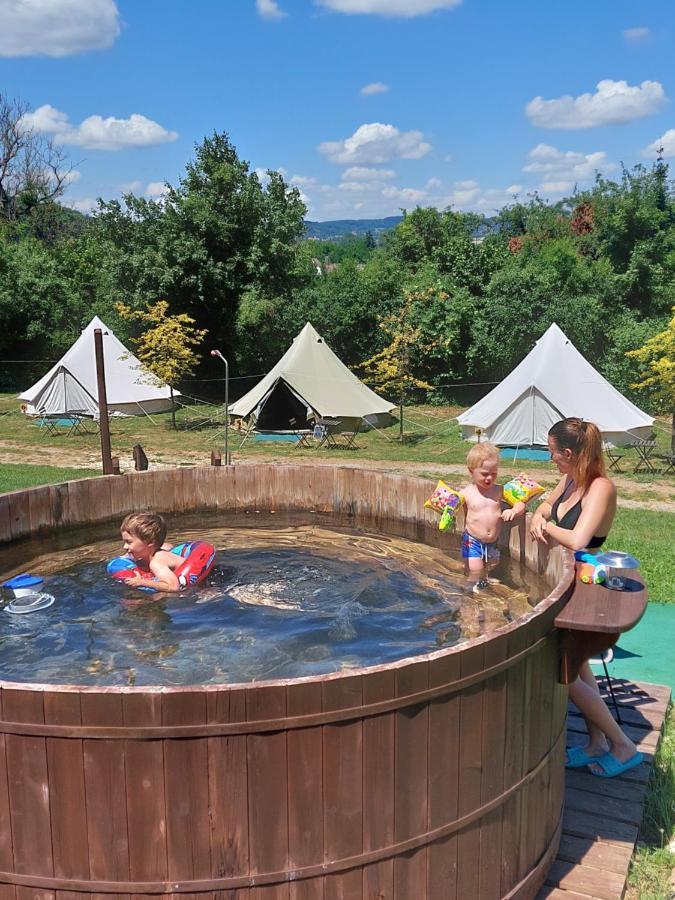Glamp-Inn Капольч Экстерьер фото